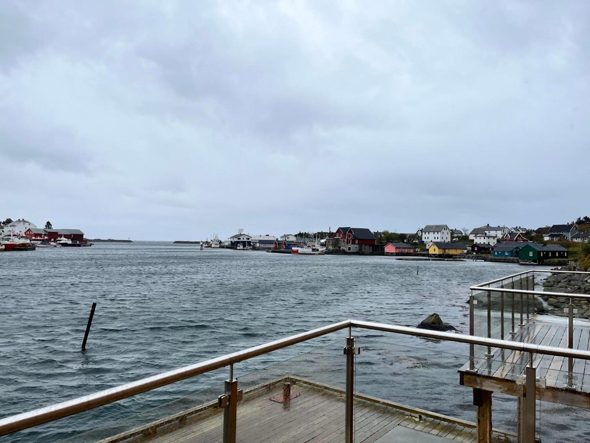 The Harbour House, Dorm And Twin, Selfservice Hostel Ballstad Exterior foto