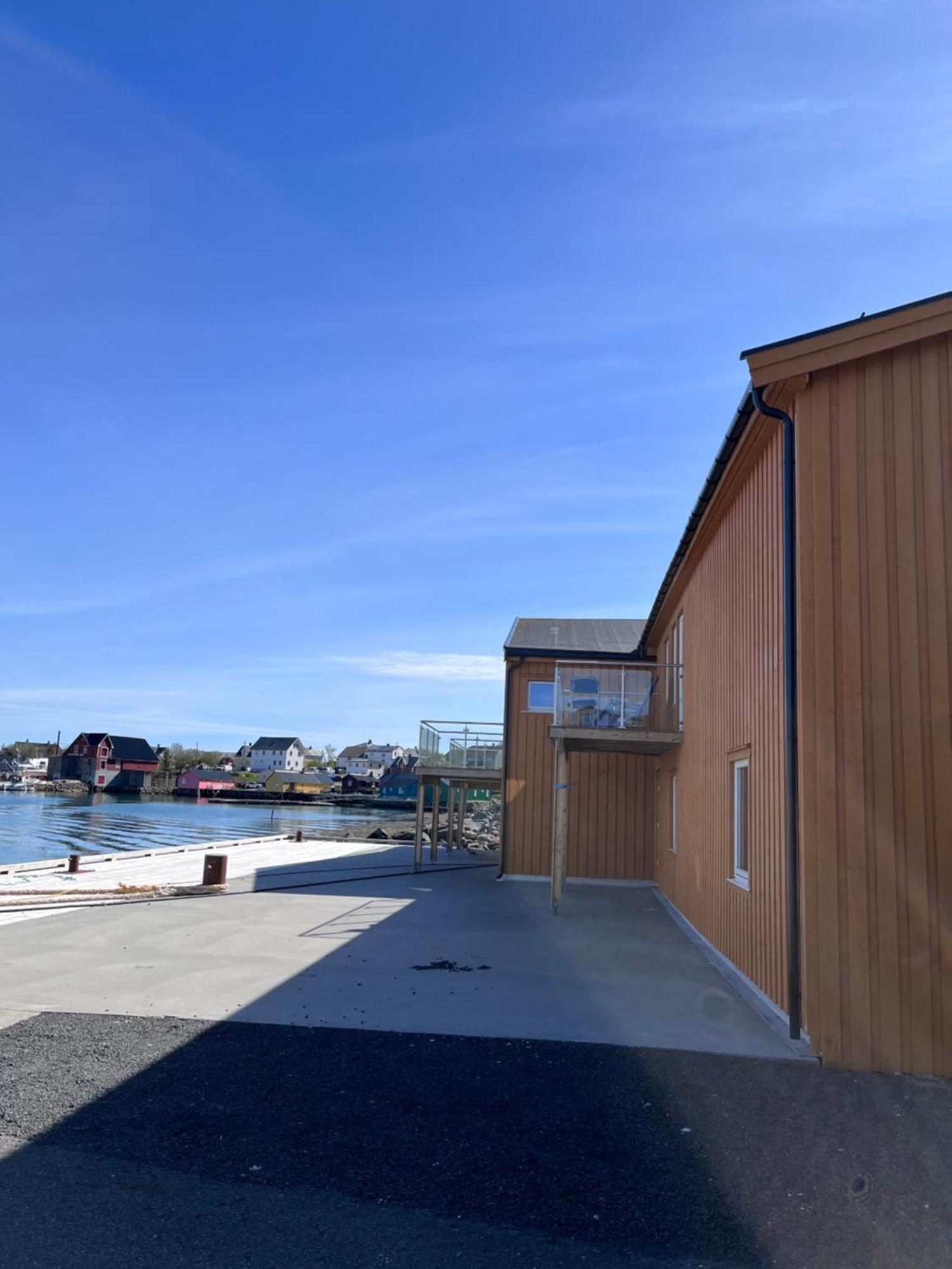 The Harbour House, Dorm And Twin, Selfservice Hostel Ballstad Exterior foto