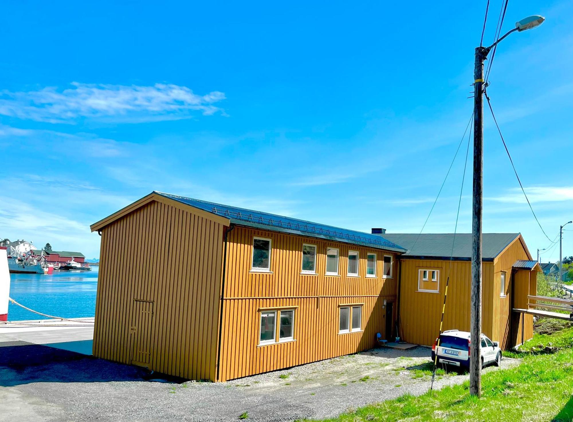 The Harbour House, Dorm And Twin, Selfservice Hostel Ballstad Exterior foto