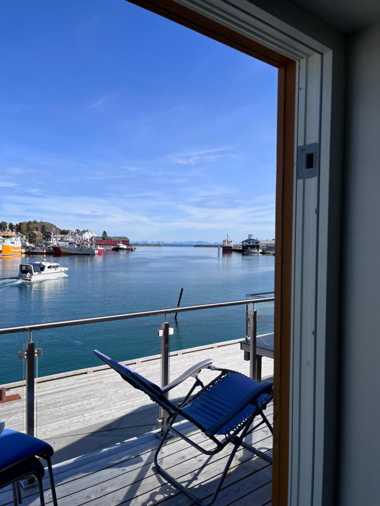 The Harbour House, Dorm And Twin, Selfservice Hostel Ballstad Exterior foto